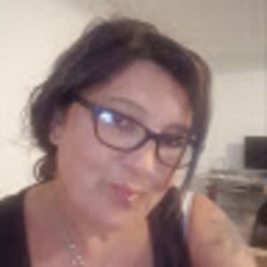Meet your Posher, Monique